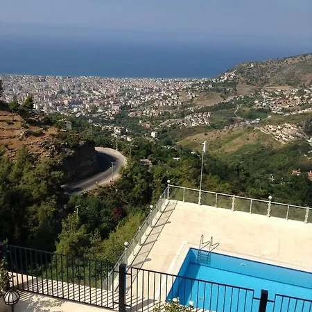 Bektas Hill ألانيا